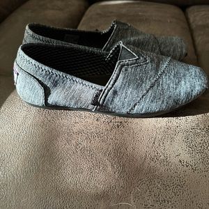 Bobs by Skechers Women’s slip on shoes!